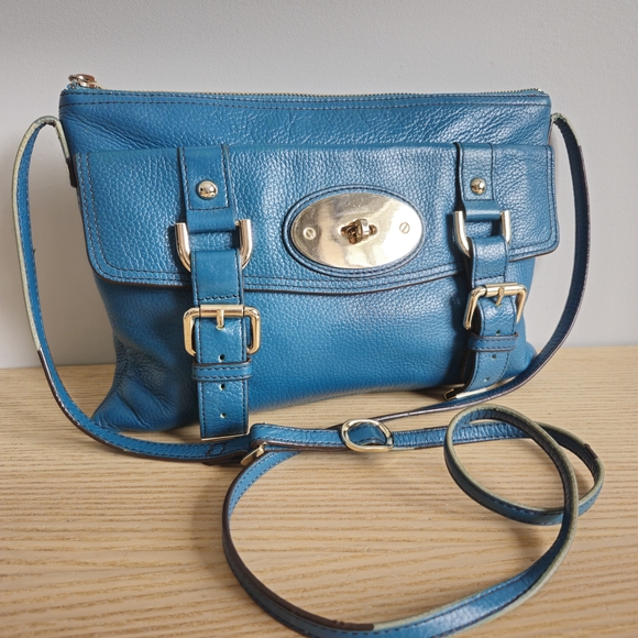 Teal Leather Danier Crossbody Bag with Turn-Lock Detail - Picture 4 of 7